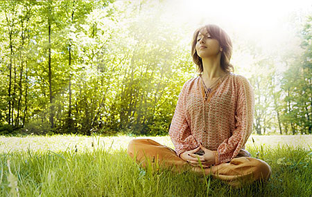 Медитация успокаивает и понижает давление
